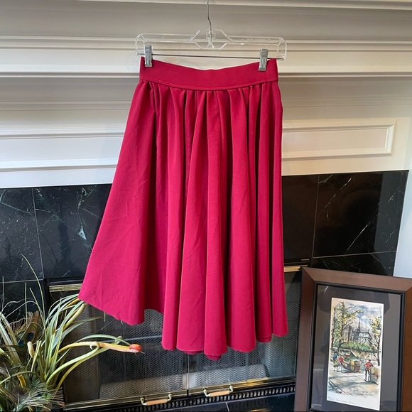 LONG RED DANCE SKIRT - Picture 2 of 6